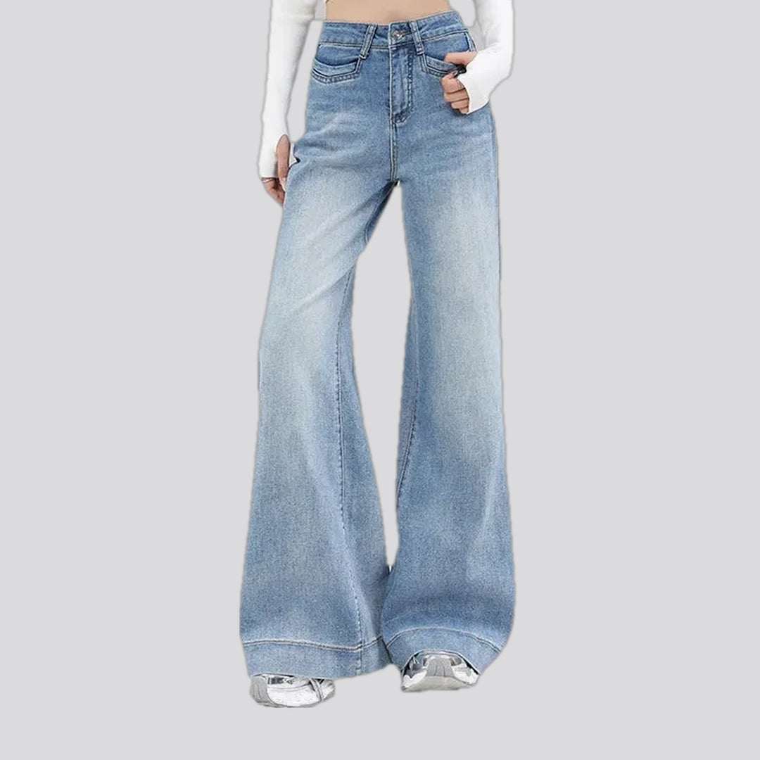 Light whiskered wide fit women's jeans
