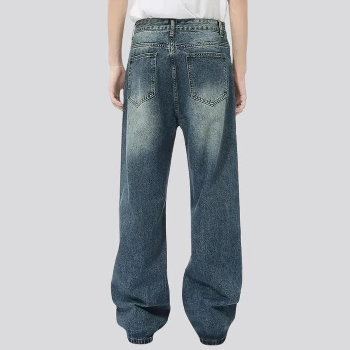 Classic mid-rise men's jeans