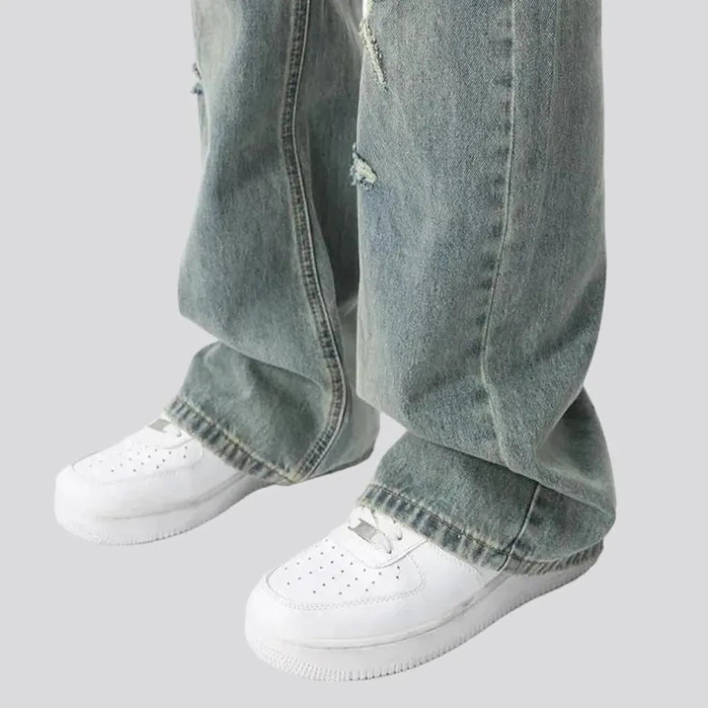 Men's frayed jeans