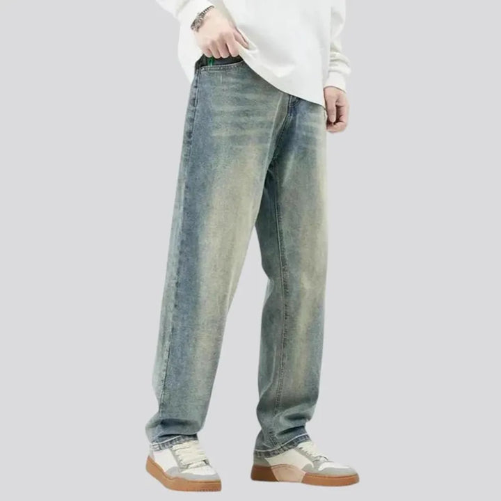 Light retro sanded jeans for men