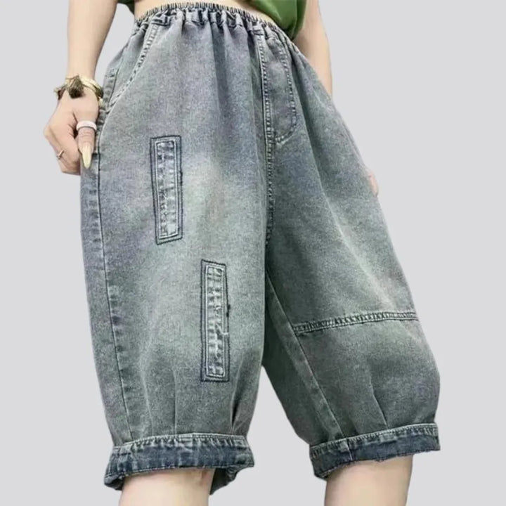 Grey-cast jean shorts
 for women