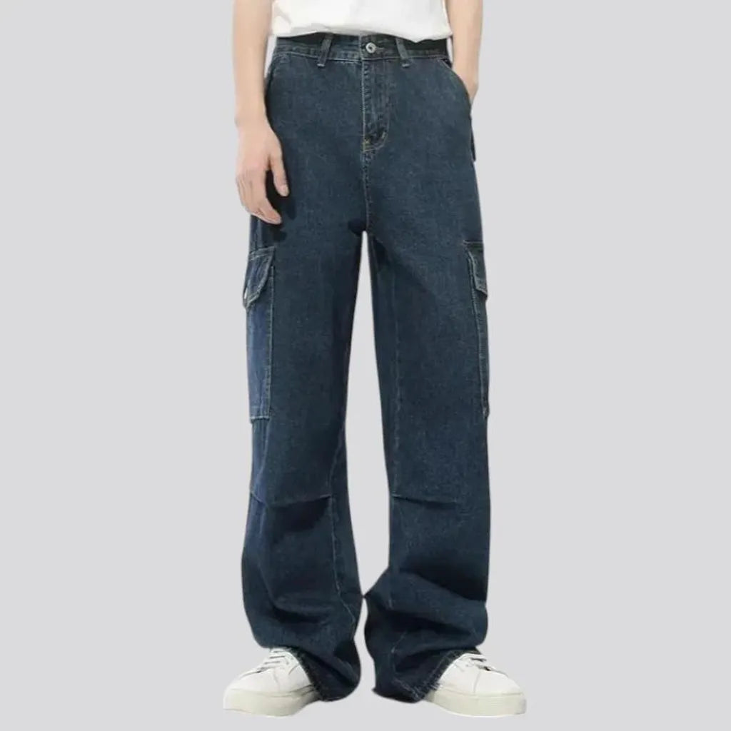 90s fashionable mid rise men's jeans