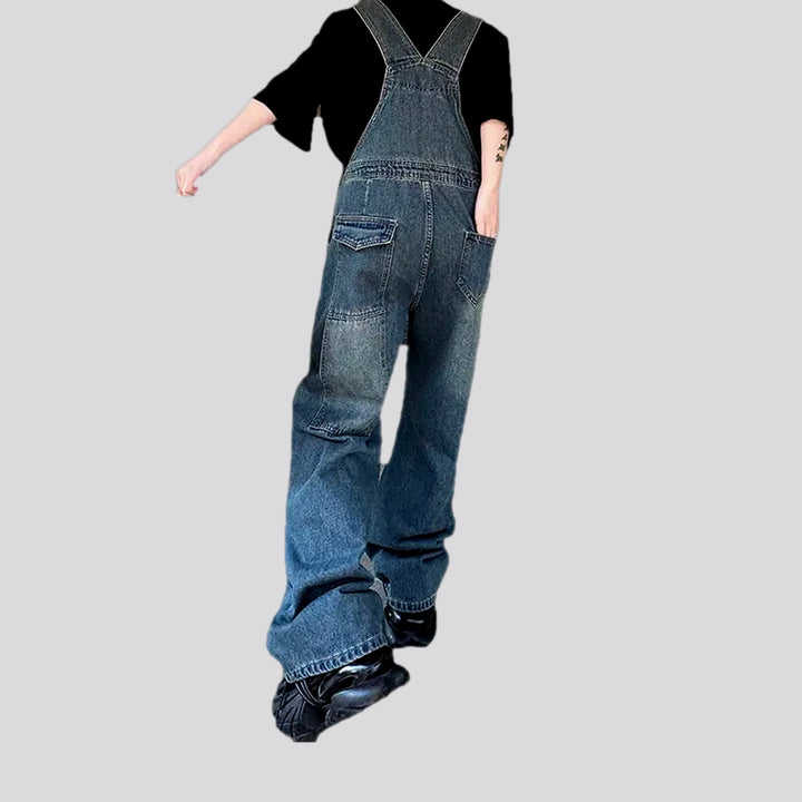 Fashionable roomy men's jeans bib