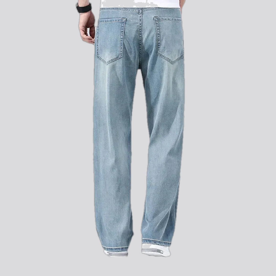 Stretchable stonewashed jeans for men