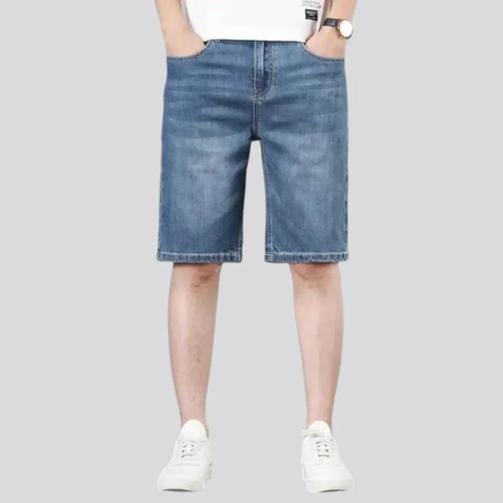 Sanded light wash stylish men's denim shorts