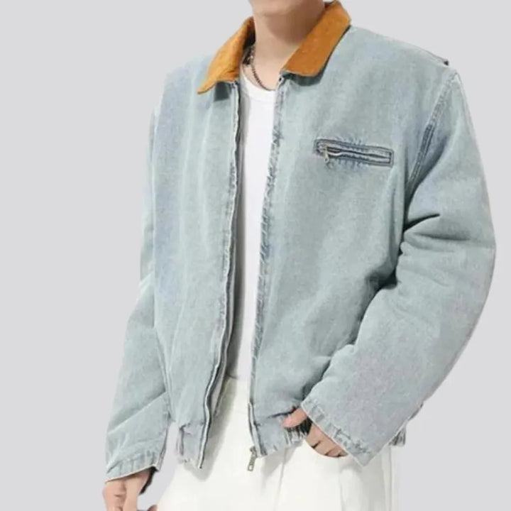 Light stonewashed casual men's jean jacket