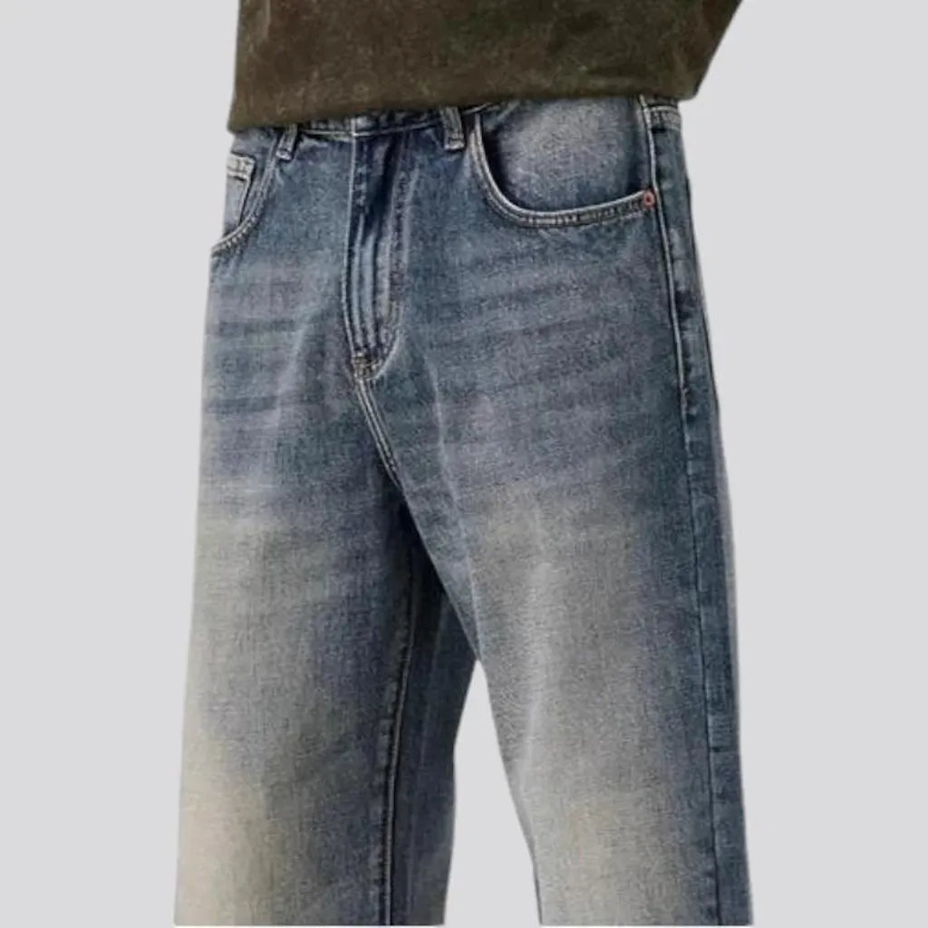 90s style whiskered baggy jeans for men