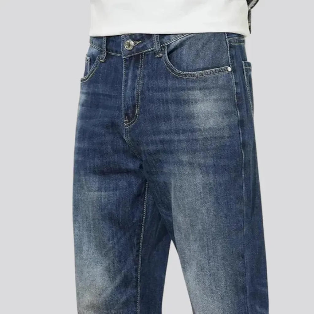 Loose-fit stretchable mid-waist men's jeans