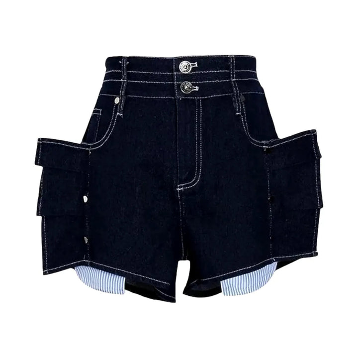 Exposed-pockets jean shorts