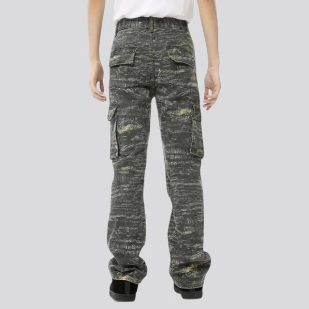 Loose fit cargo mid rise jeans for men