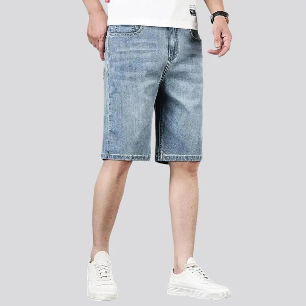 Sanded light wash stylish men's denim shorts