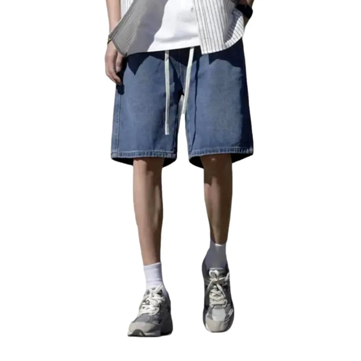 Knee-length 90s men's jean shorts