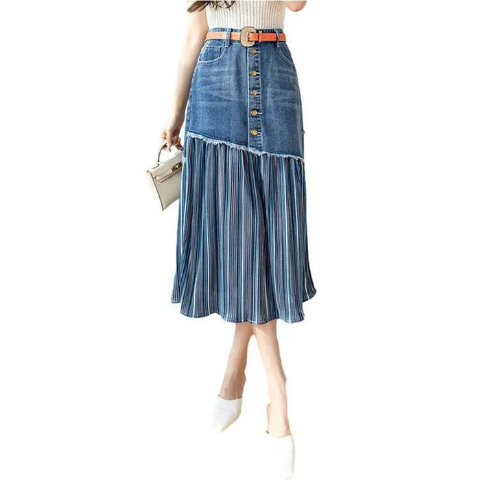 Pleated women's denim skirt